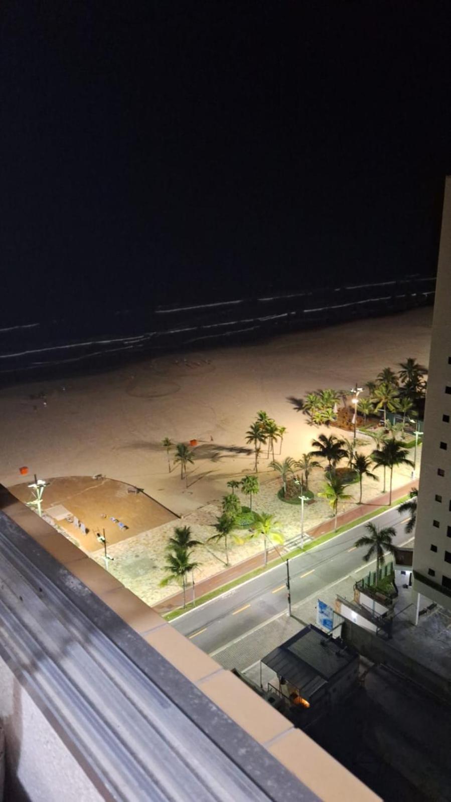 Апартаменты Kit Na Tupi, Frente Mar, Vaga Garagem Rotativa Прая-Гранди Экстерьер фото
